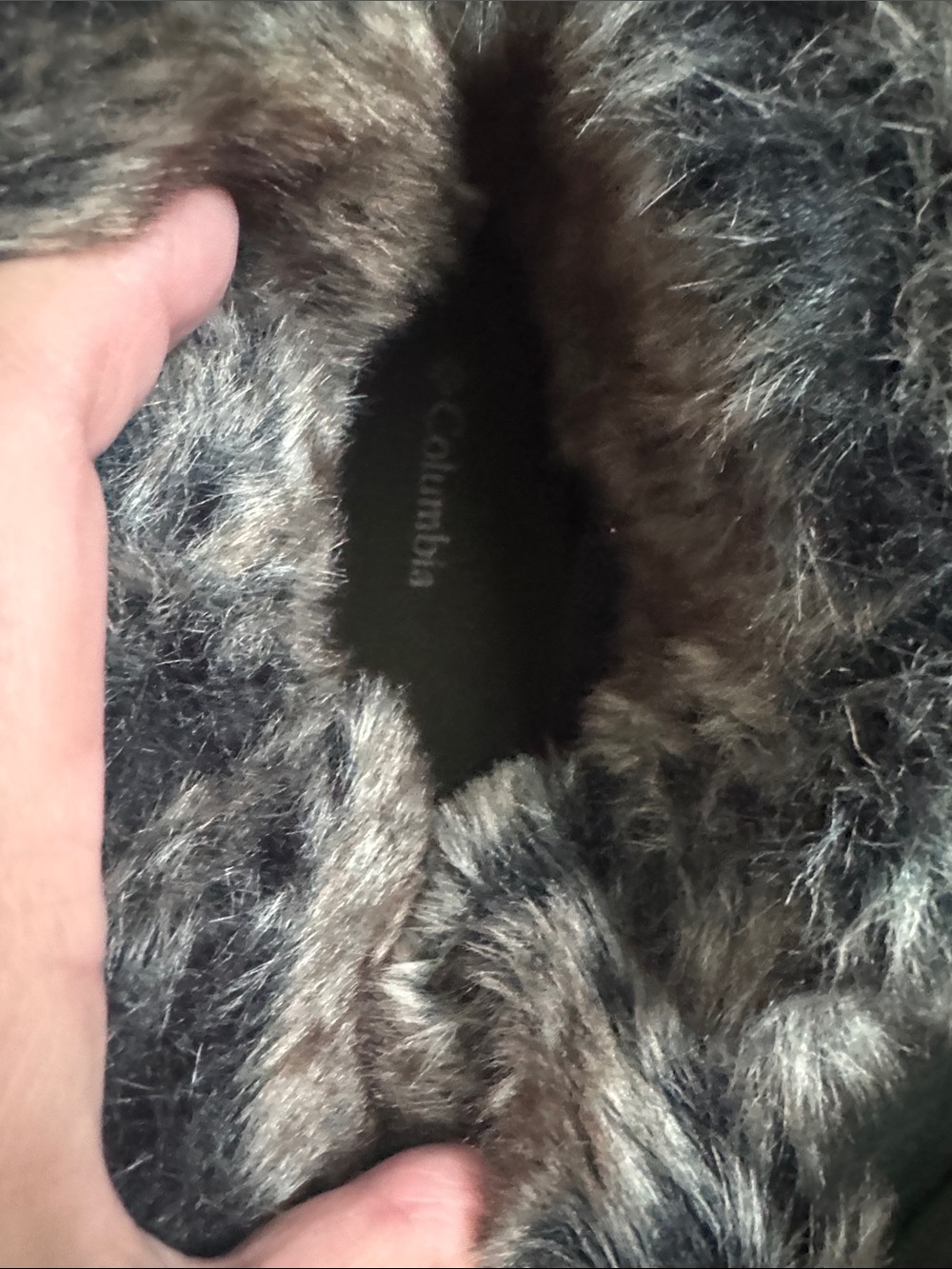 Columbia Women’s Sz 10 - Minx Shorty Army Green Winter Boots w/Faux Fur Collar - Picture 5 of 11